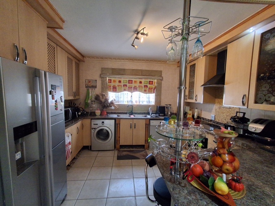 2 Bedroom Property for Sale in Flamwood North West